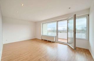 Wohnung kaufen in 73773 Aichwald, 3-Zimmer-Dachgeschosswohnung mit Balkon und Alb-Blick in ruhiger Lage