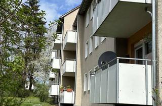 Wohnung kaufen in 31789 Hameln, Attraktive 3-Zimmer-Eigentumswohnung mit Balkon, Garage und barrierefreiem Bad in Hameln