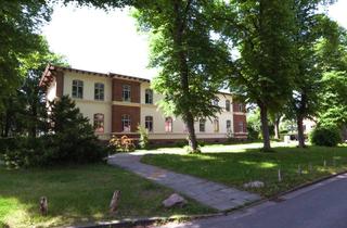Wohnung kaufen in 22419 Langenhorn, Park-Living! Historischer Altbau trifft auf Neubau-Komfort.