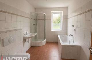 Wohnung kaufen in 01640 Coswig, ETW in kleinem 3 Fam.-Haus + eigener großer Garten