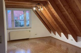 Wohnung mieten in Marktplatz 27, 88416 Ochsenhausen, Gepflegte 3-Raum-Maisonette-Wohnung mit Einbauküche in Ochsenhausen