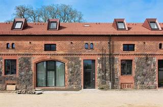 Wohnung mieten in Am Ihlower Ring 5 J, 15377 Oberbarnim, Außergewöhnliche 100-m²-Wohnung im ehemaligen Schafstall mit eigener Sauna – Erstbezug