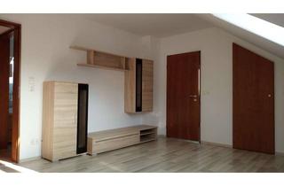 Wohnung mieten in 97714 Oerlenbach, helle, ruhige, zum 1.10.26 komplett neu tapezierte 2- Zimmer Dachwohnung