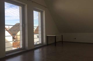 Wohnung mieten in Eschenbachstraße 00, 65795 Hattersheim, 3-Zimmerwohnung im Herzen von Hattersheim am Main