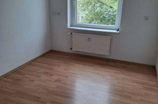 Wohnung mieten in Zedernweg, 37077 Göttingen, Kleine feine 2-Zi. Whg. WG geeignet in Weende! Gern an Studenten!