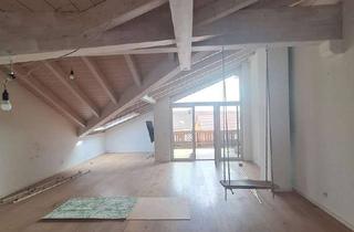Wohnung mieten in 83109 Großkarolinenfeld, Großzügige Dachgeschosswohnung