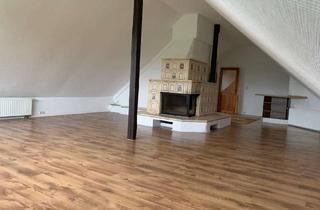 Wohnung mieten in 23898 Sandesneben, Gemütliche Dachgeschosswohnung mit Kamin, Terrasse und neuem Badezimmer in Sandesneben zu vermieten