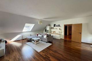 Wohnung mieten in Rapsweg, 33729 Altenhagen, 136 m² Wohnen am Wald – Exklusive 3-Zimmer-Dachgeschosswohnung mit 35 m² Sonnenbalkon