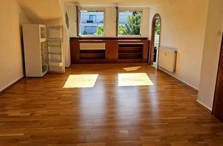 Wohnung mieten in Eichbergstraße 26, 64285 Darmstadt, Großzügige DG-Wohnung in ruhiger Lage
