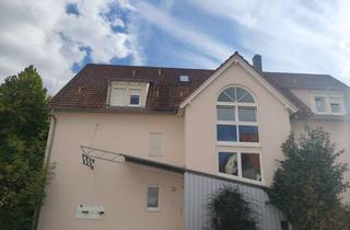 Wohnung mieten in Unterer Uffhofenweg, 71149 Bondorf, Wohnen über zwei Ebenen in Bondorf – 3 Zimmer, ca. 72 m², Balkon, Keller + Stellplatz