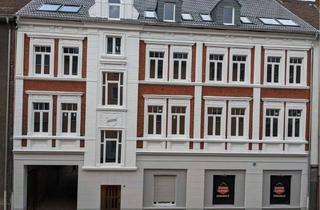 Wohnung mieten in Franz-Bielefeld-Straße 75, 45881 Schalke, Moderne Altbauwohnung mit großem Balkon - Bezug nach Kernsanierung