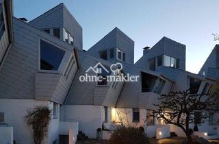 Haus kaufen in 24159 Kiel, OSTSEEBLICK - DENKMALGESCHÜTZT – PROVISIONSFREI