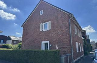 Haus kaufen in 48282 Emsdetten, Zweifamilienhaus in zentraler Lage von Emsdetten!