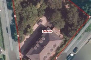 Mehrfamilienhaus kaufen in 57078 Siegen, Grundstück in Bestlage mit Mehrfamilienhaus und Baugenehmigung für 26 Wohneinheiten