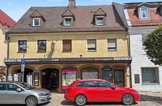 Haus kaufen in 91257 Pegnitz, Bezugsfreies Wohn-/Geschäftshaus mit uneinsehbaren Balkon und Nebenflächen am Pegnitzer Marktplatz