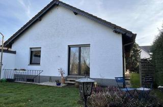 Einfamilienhaus kaufen in 53919 Weilerswist, Freisteh. Einfamilienhaus, eingeschossig, 94 qm , 3 Zimmer + Essküche, unterkellert, große Garage