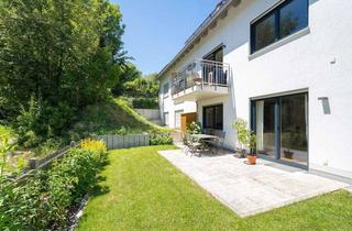 Haus kaufen in 84172 Buch, Zeitgemäßer Wohnkomfort KfW 55 - top moderne DHH in Ortsrandlage mit PV-Anlage.