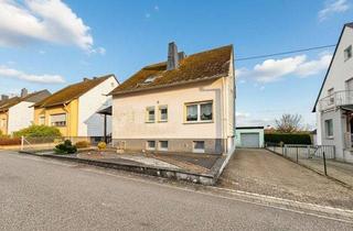 Einfamilienhaus kaufen in 54317 Osburg, Gepflegtes EFH mit unverbaubarem Ausblick, Keller, großem Garten und praktischer Garage!