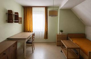 Bauernhaus kaufen in 92266 Ensdorf, Sanierungsbedürftiges Bauernhaus mit Scheune, großem Garten und Nebengebäuden