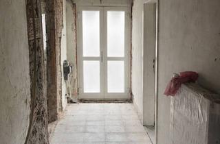 Bauernhaus kaufen in 91166 Georgensgmünd, Idyllisches Bauernhaus mit Sanierungsbedarf und zwei Nebengebäuden