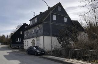 Haus kaufen in 59964 Medebach, Investoren aufgepasst – 8-Parteienhaus Kernsanierungsobjekt
