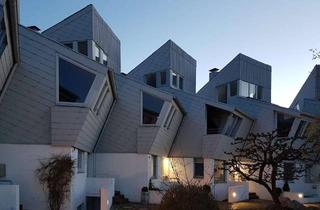 Haus kaufen in 24159 Schilksee, OSTSEEBLICK - DENKMALGESCHÜTZT - PROVISIONSFREI