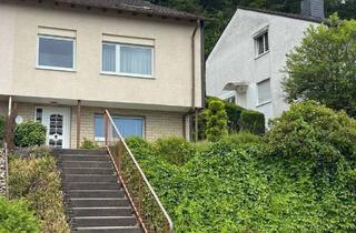 Doppelhaushälfte kaufen in 42281 Barmen, Großzügige Doppelhaushälfte in Wuppertal-Uellendahl-Katernberg