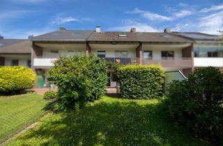 Haus kaufen in 24119 Kronshagen, Geräumiges Reihenmittelhaus mit Garten, Balkon und Garage in beliebter Wohnlage in 24119 Kronshagen