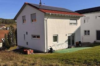 Haus kaufen in 72221 Haiterbach, Provisionsfrei! Junges Haus 2024 mit PV + Speicher
