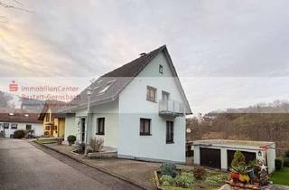 Haus kaufen in 76599 Weisenbach, Großzügiges ZFH in ruhiger Aussichtslage – vielseitig nutzbar mit Doppelgarage und ausgebautem UG