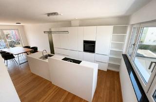 Haus mieten in Alleenstraße 64/1, 73230 Kirchheim, Modernes Townhouse mit Dachterrasse in ruhiger Innenstadtlage