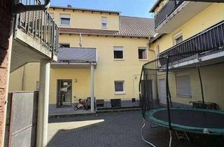 Anlageobjekt in Kennedy Straße 4D1, 63477 Maintal, Modernisiertes, neuwertiges Ladengeschäften und 2 Wohnung in City- Lage