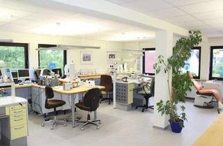 Gewerbeimmobilie kaufen in 90522 Oberasbach, Praxis- oder Bürofläche in etabliertem Gesundheitszentrum mit guten Parkmöglichkeiten