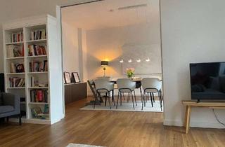 Immobilie mieten in Ferdinand-Wallbrecht-Straße 57, 30163 List, Schöne, helle, zentrale 100qm Altbau-Wohnung in Hannover-List