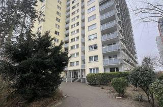 Wohnung kaufen in 61449 Steinbach, Gepflegte 3-Zimmer-Erdgeschosswohnung mit Balkon in ruhiger Feldrandlage – Top Wohnanlage