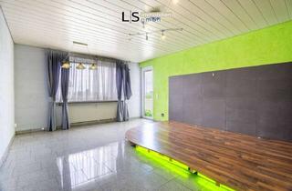 Wohnung kaufen in 72555 Metzingen, *Chance für Anpacker!* 3-Zimmer-Wohnung mit Potenzial zur Eigennutzung oder Anlage!