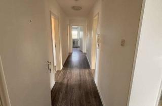 Wohnung mieten in 90556 Cadolzburg, Wohnung im 2ten Stock in einem Dreifamilienhaus