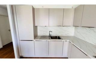 Wohnung mieten in Theodor-Fontane-Allee, 12529 Schönefeld, Familienfreundliche 5-Zimmer Wohnung mit Terrasse und eigenem Garten in Schönefeld