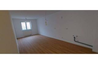 Wohnung mieten in Hauptstraße 43 - 45, 08056 Innenstadt, Sanierte Wohnung Innenstadt