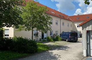 Wohnung mieten in Dorfstraße 10, 85737 Ismaning, 2-Zimmer-Dachgeschosswohnung in Toplage in Ismaning