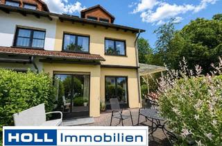 Haus kaufen in 65824 Schwalbach am Taunus, Wohnen in begehrter Lage: Großzügiges Stadthaus (DHH) mit pflegeleichtem Garten und Garage