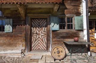 Haus kaufen in 83626 Valley, Denkmal-Juwel zum Ausbau