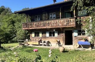 Haus kaufen in 83626 Valley, Denkmal-Juwel zum Ausbau