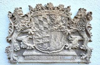 Haus mieten in Quellenstrasse, 83646 Wackersberg, Außergewöhnliches Einfamilienhaus auf traumhaften Grundstück mit eigenem Bachlauf
