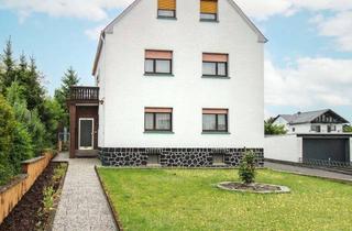 Einfamilienhaus kaufen in 65554 Limburg, Ruhiges Zuhause mit Garten, Garage und 2 Freistellplätzen in Limburg-Ahlbach