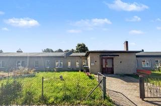 Mehrfamilienhaus kaufen in 19395 Plau, Viel Platz für Visionen: ca. 620 m² Umbaupotenzial auf Riesen-Grundstück in Seenähe in Karow - Plau