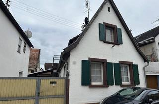 Haus kaufen in 76870 Kandel, Kleines Häuschen im Zentrum von Kandel mit Hof und Werkstatt