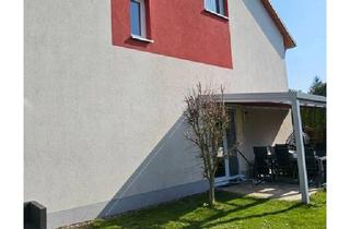 Haus kaufen in 78054 Villingen-Schwenningen, Villingen-Schwenningen - Reihenendhaus mit Garten, Sauna & Garage in VS