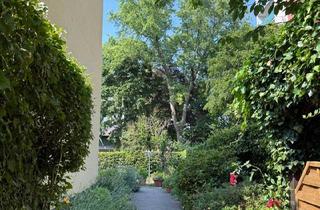 Wohnung kaufen in 40667 Meerbusch, Meerbusch - Großzügige 4-Zimmer-Eigentumswohnung mit Sonnenbalkon