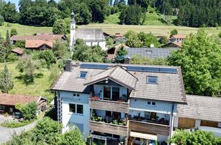 Wohnung kaufen in 83093 Bad Endorf, Moderne Dachgeschosswohnung mit hochwertiger Ausstattung in ruhiger Wohnlage